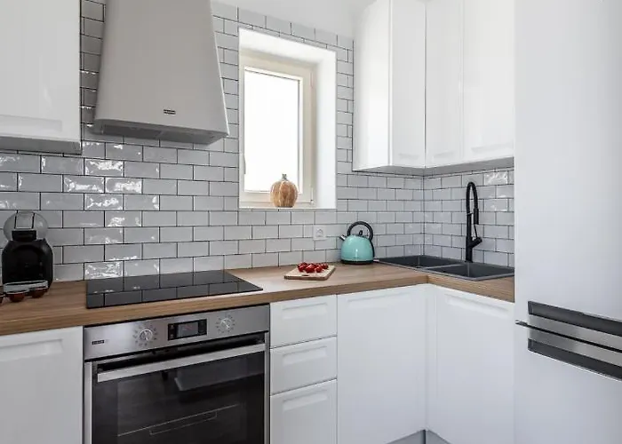 Feriehus Milos Zen Adamantas